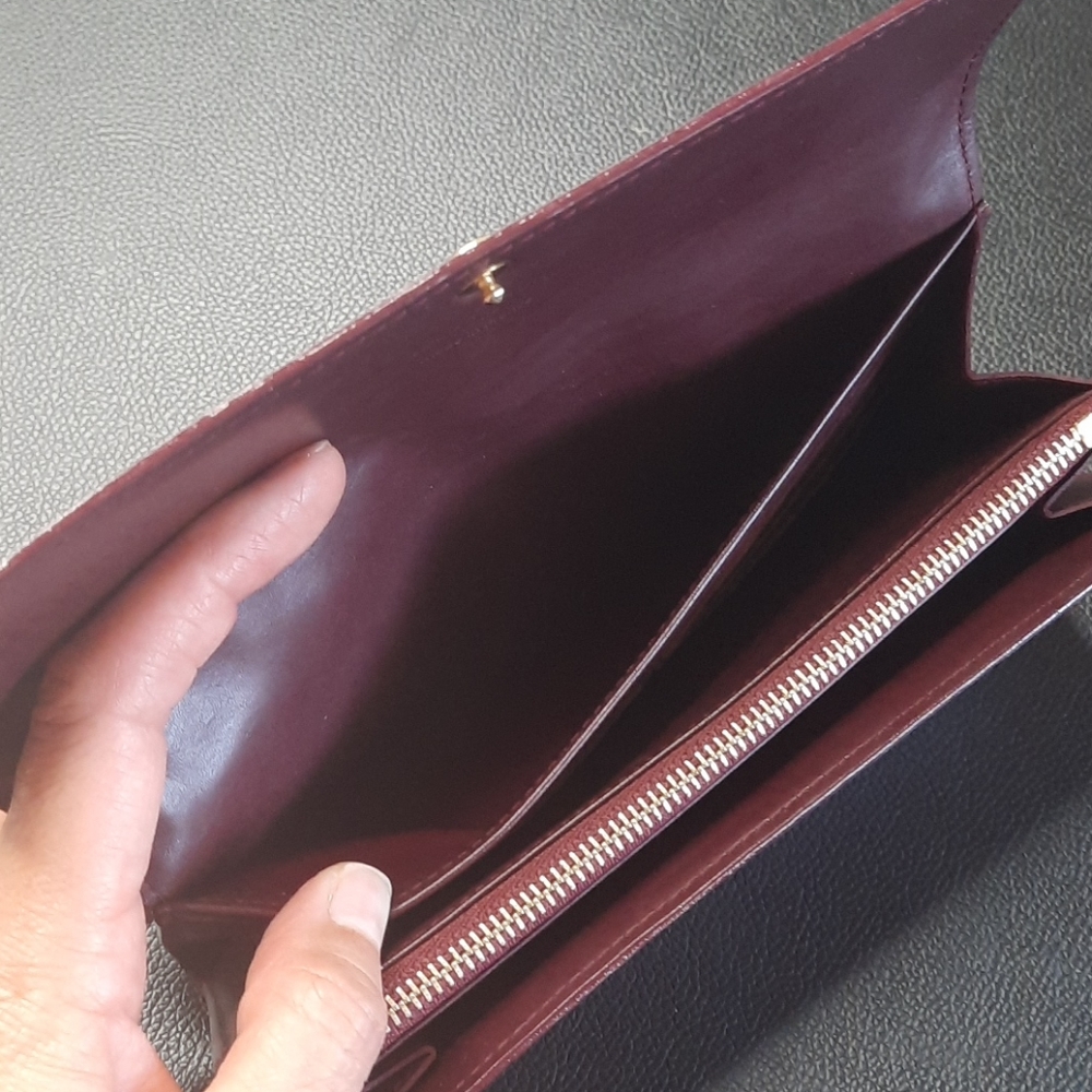 Authentic Louise Vuitton wallet - Picture 6 of 9